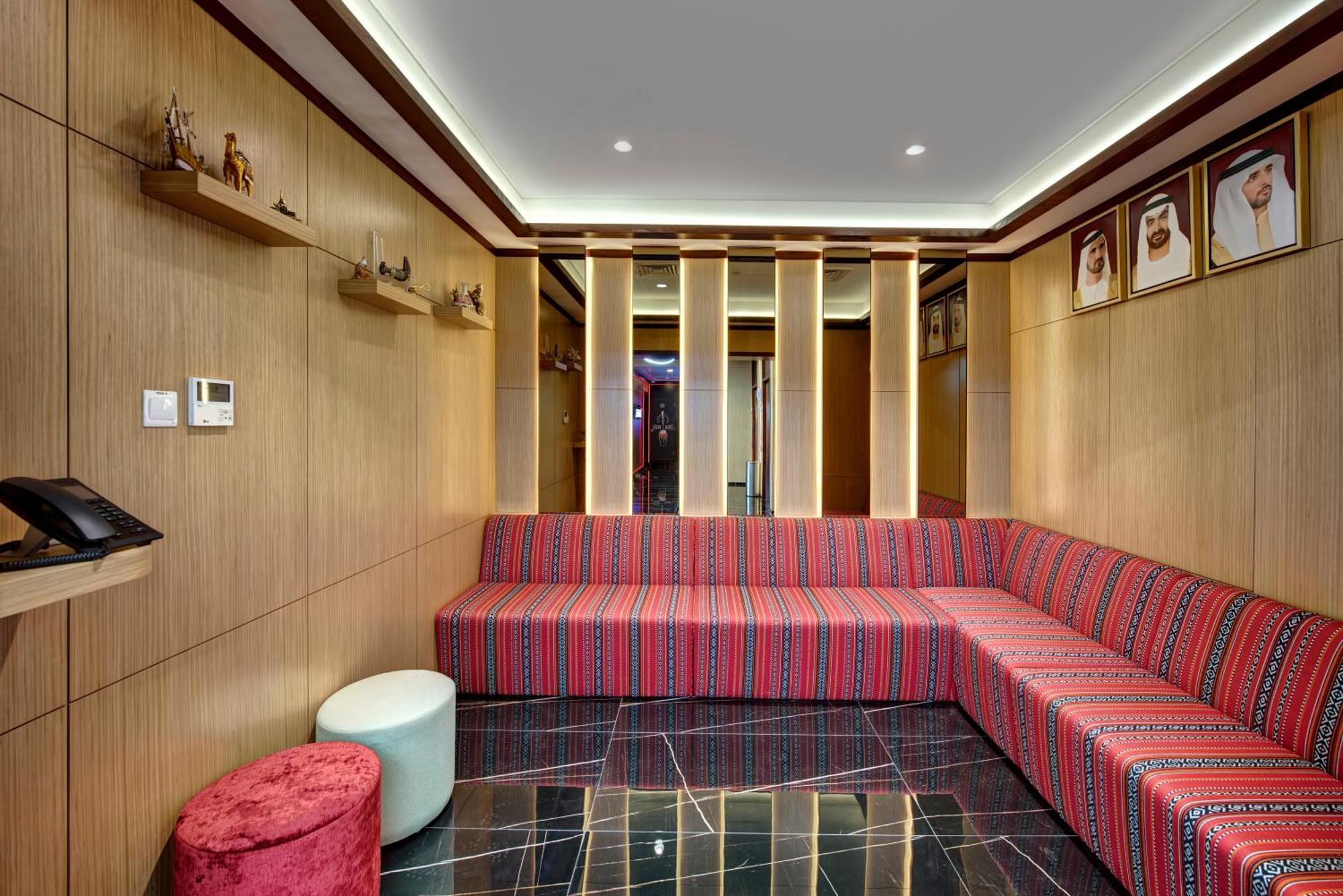 Wescott Hotel Dubai Eksteriør bilde